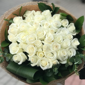  Alanya Çiçek Siparişi 41 Beyaz Güller